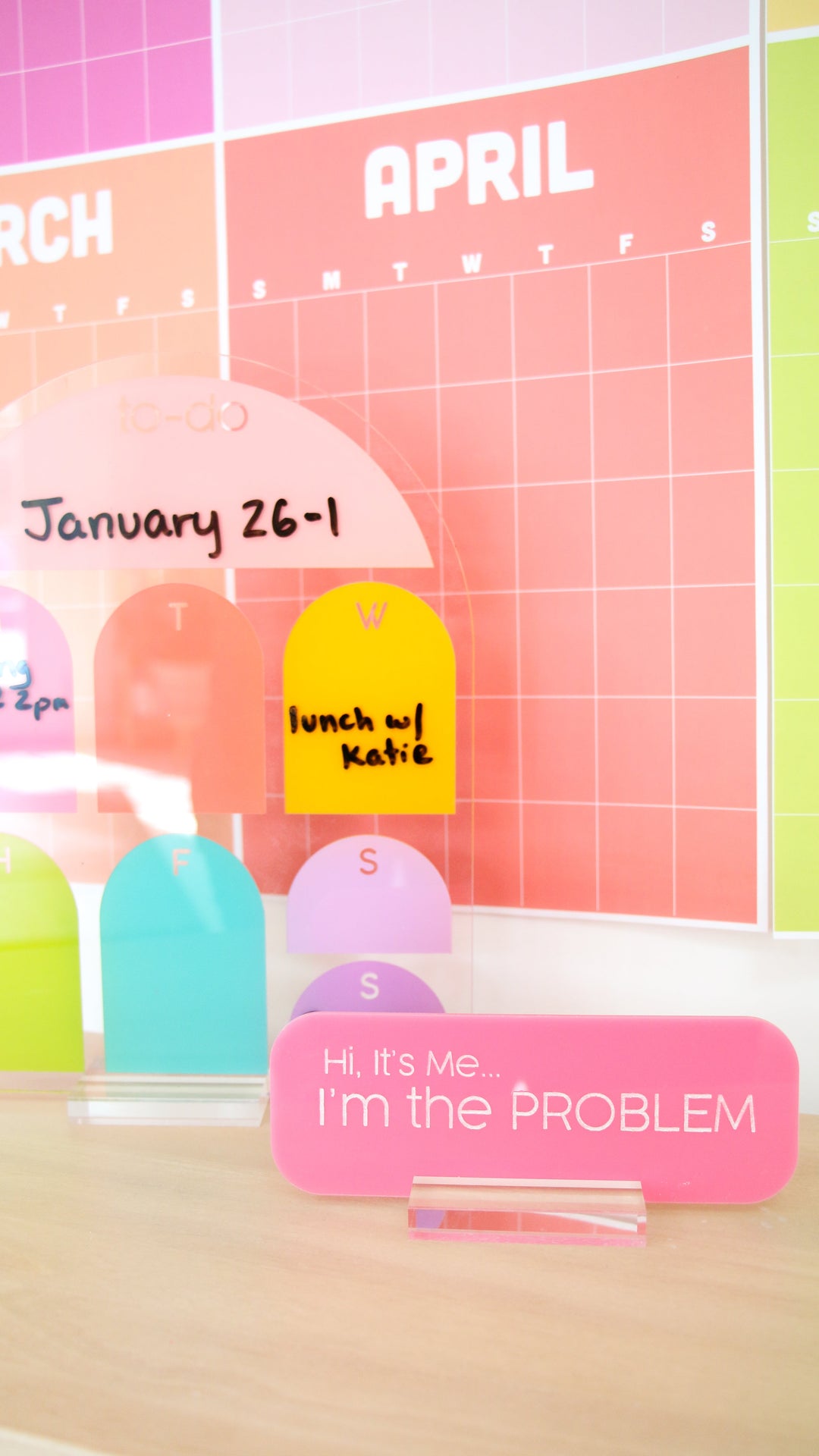 Hi it’s me acrylic desk name plate