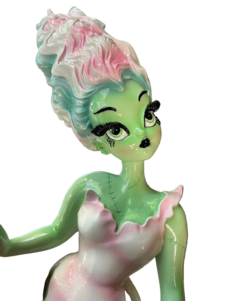 *SECOND* Pastel Candy Bride 18" Monster Bride w/ Igor Bulldog Figurine | Miss Fluff December Diamonds