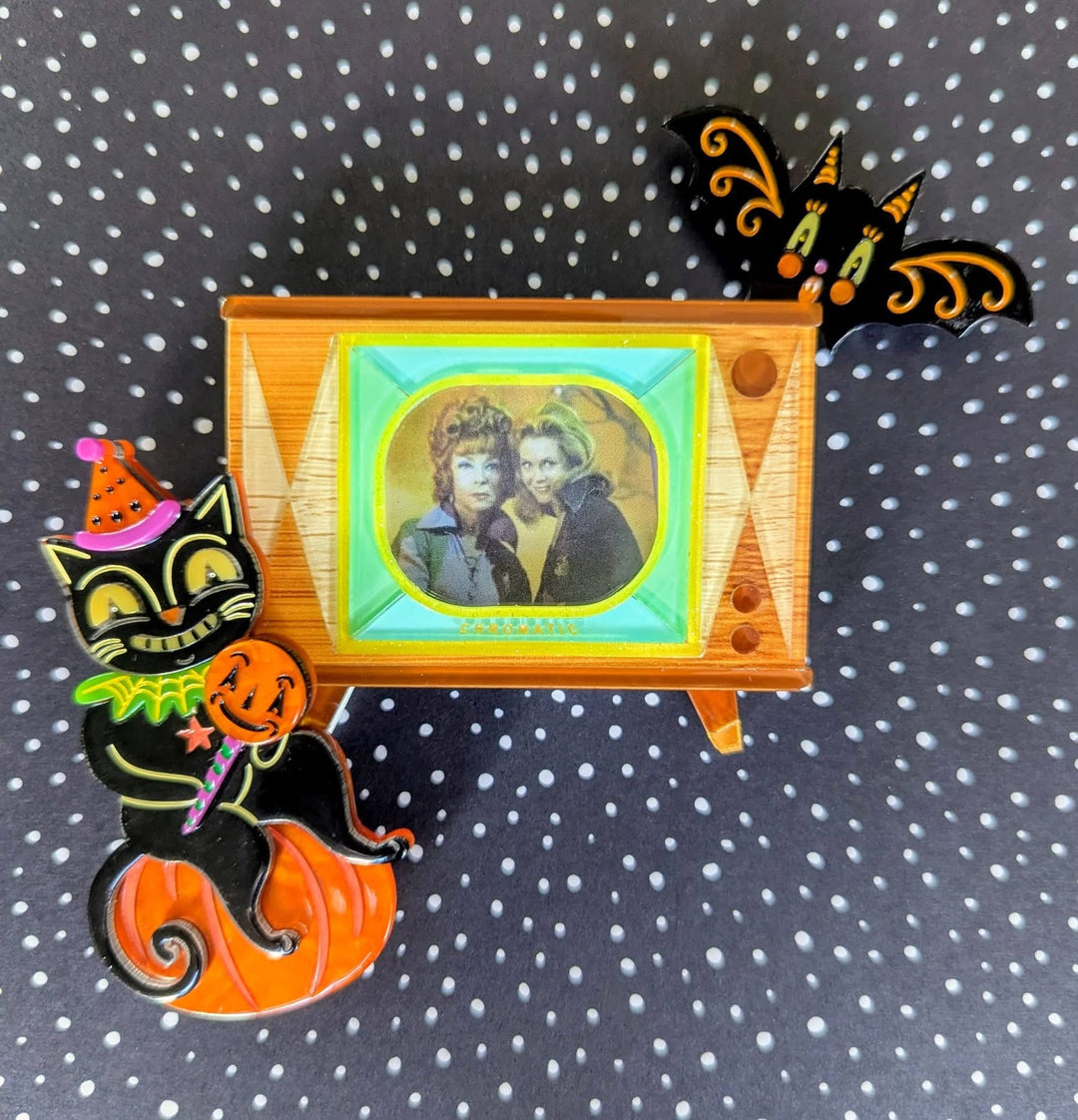 Tune In Customizable Retro TV Brooch by Lipstick & Chrome