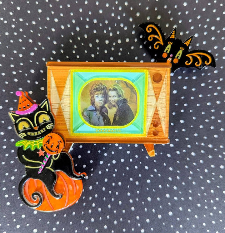 Tune In Customizable Retro TV Brooch by Lipstick & Chrome