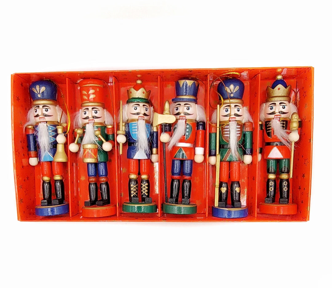 Christmas Nutcracker Set. Wizardi Classic Wooden Festive Decoration F07M14-6-N01617