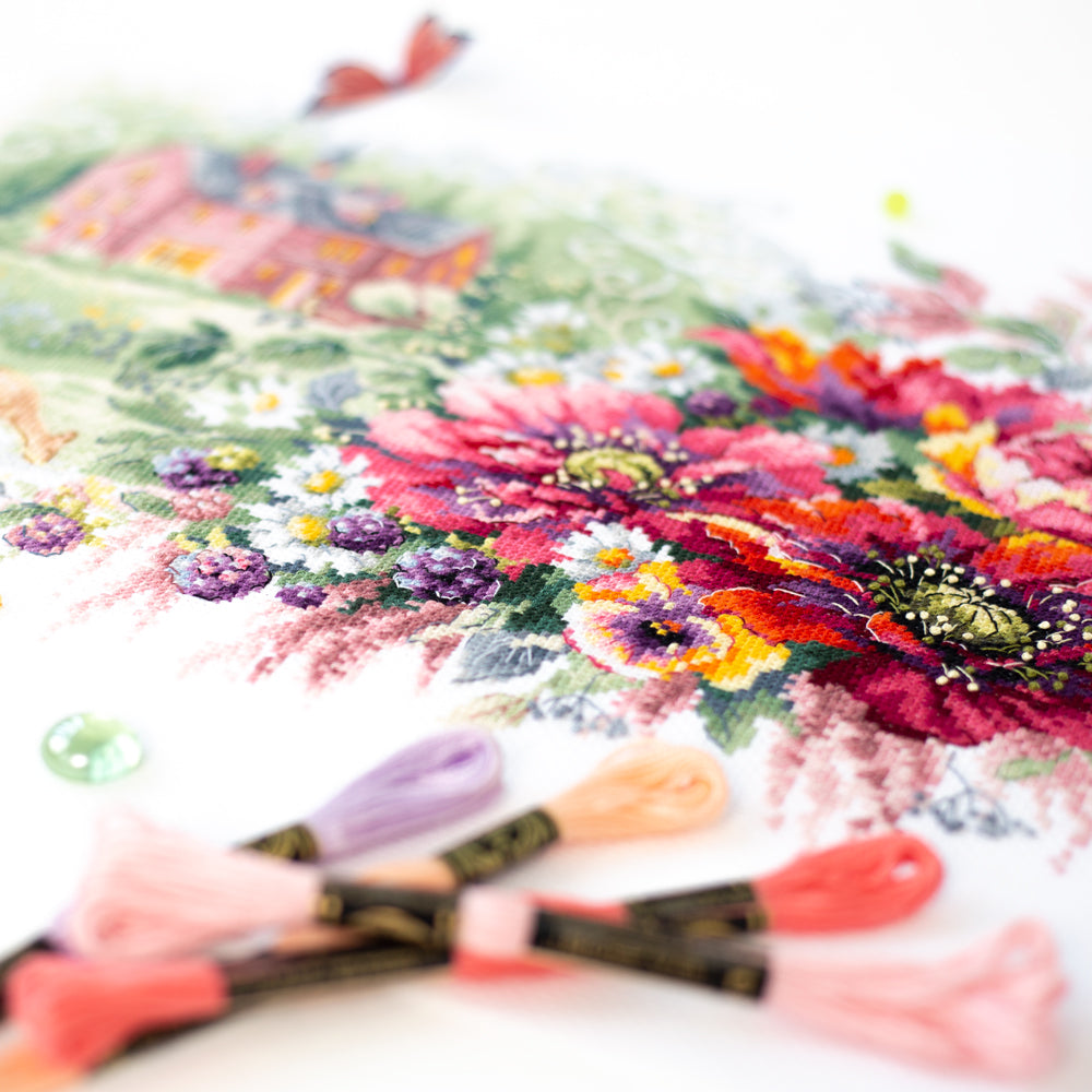 The Old Manor 210-209 Counted Cross-Stitch Kit