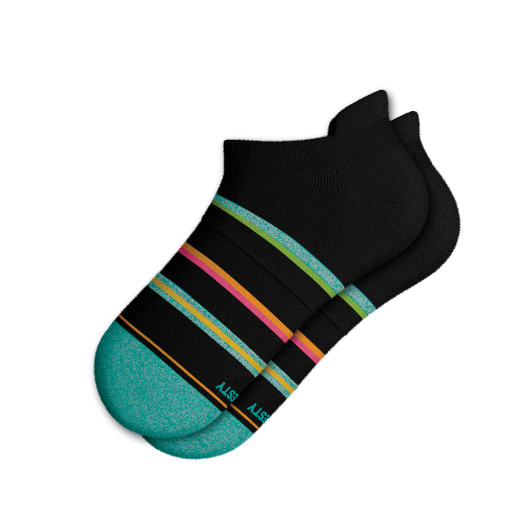 The Island Time | Black Tropical Heel Hammock™ Ankle Socks
