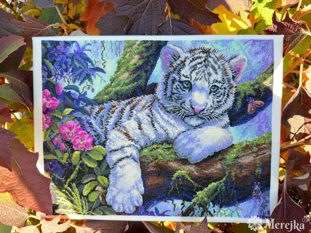 White Tiger K-260 Counted Cross-Stitch Kit