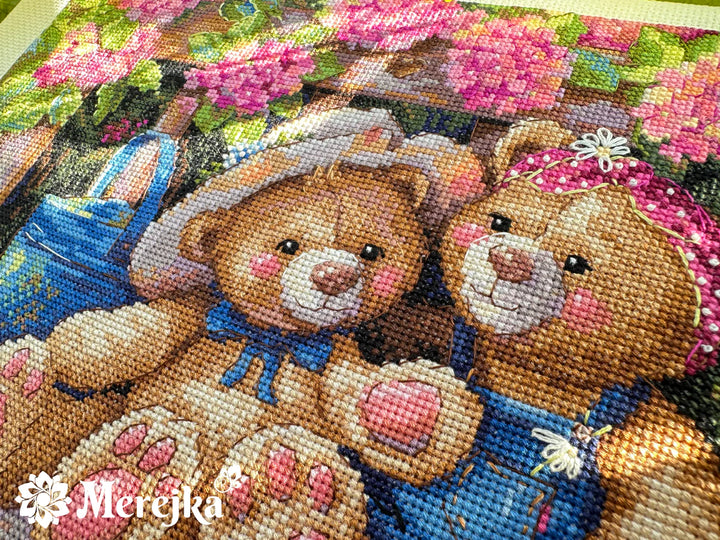 Garden Friends K-265 Counted Cross-Stitch Kit