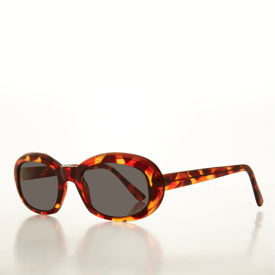 Mod 90s Oval Simple Sunglasses - Lilia