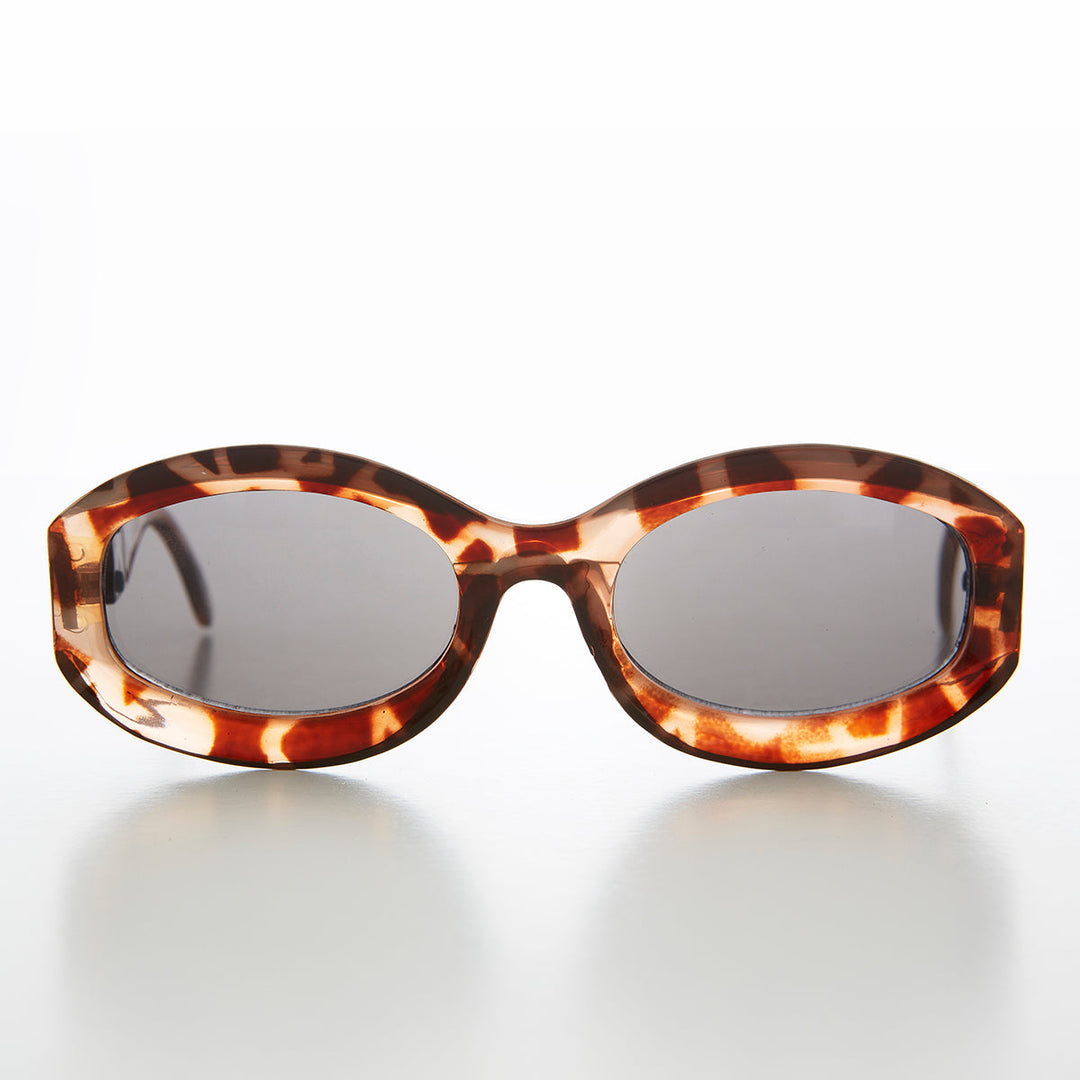 Thick Wide Frame with Chain Link Temples - Lyric