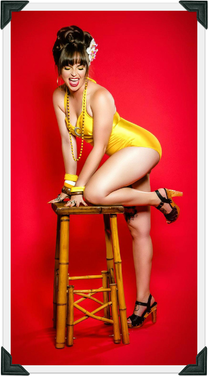 the Rockin' Tiki/with Ankle Strap - in Black Leather