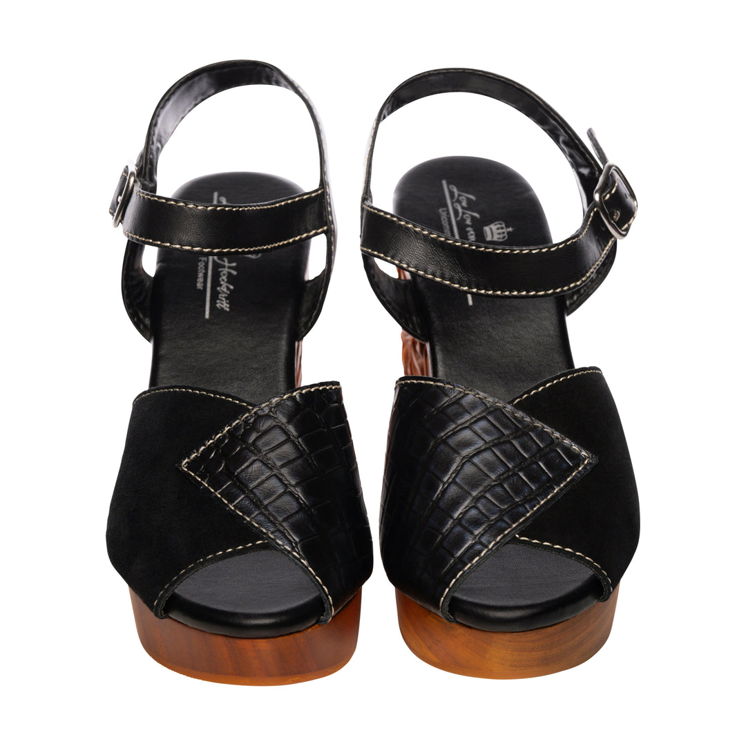 the Momento Mori - in Black Snake on Natural