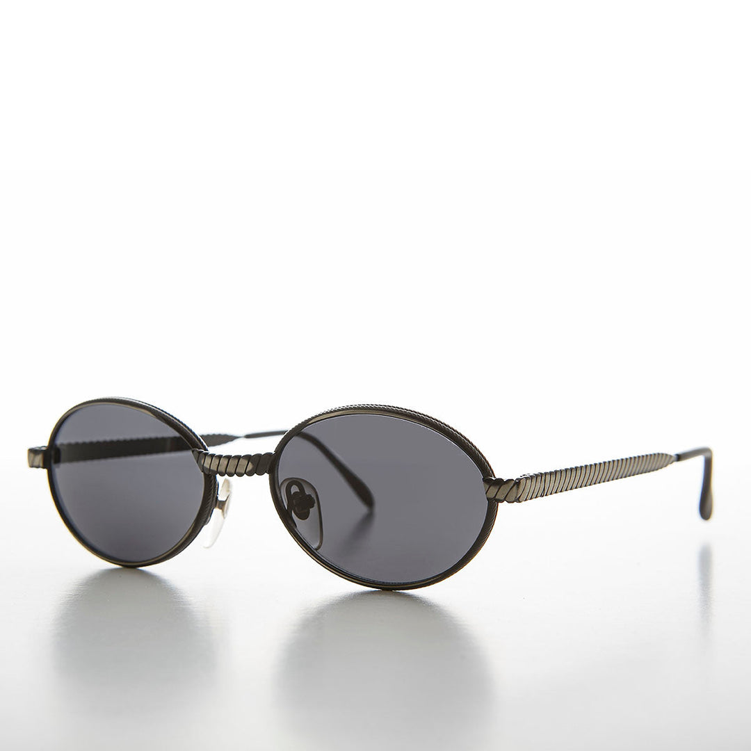 Oval 90s Vintage Sunglass with Metal Rope Design - Snuff