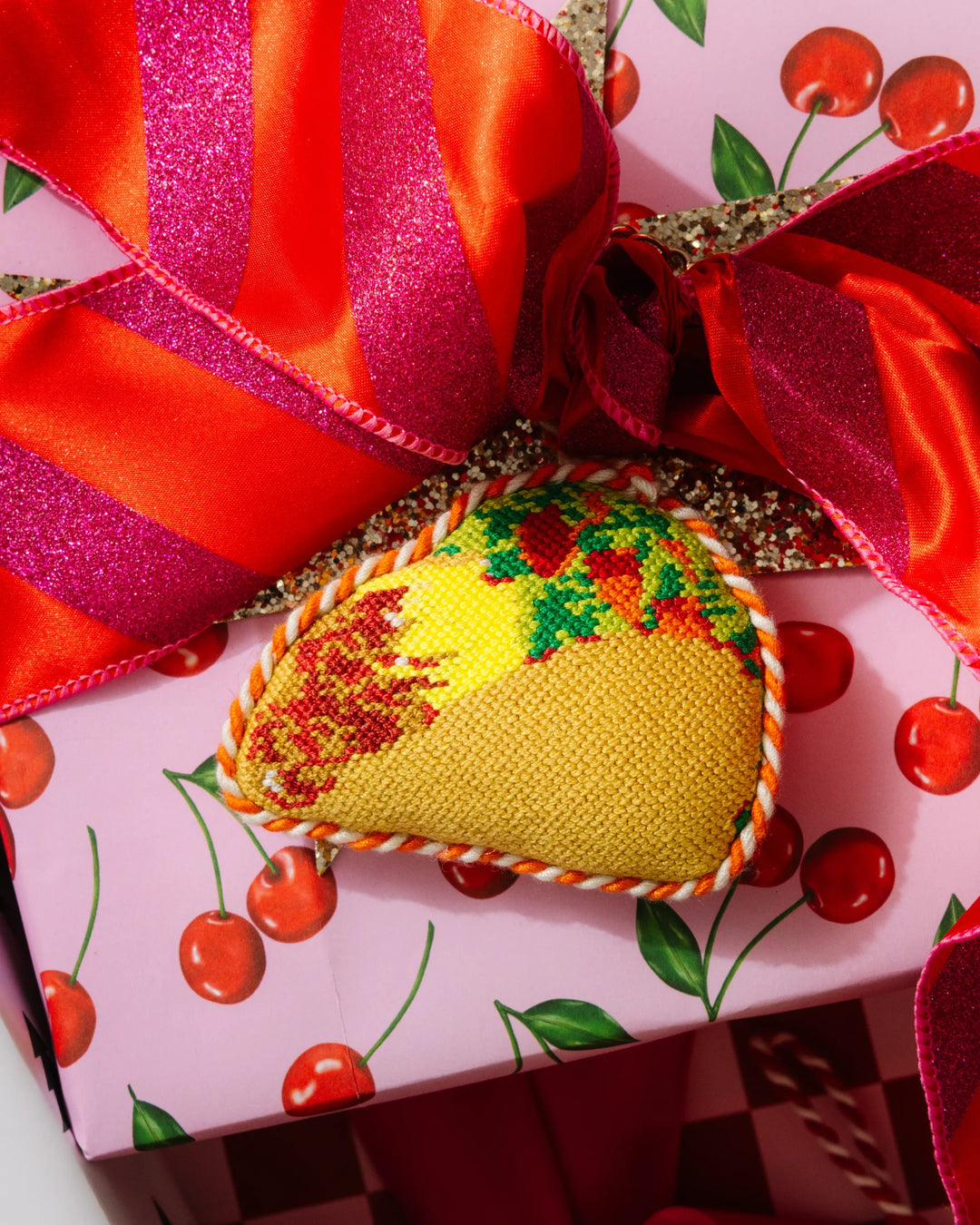 Needlepoint Icon Ornament - Taco