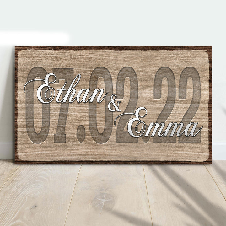 Couple Wedding Date Sign