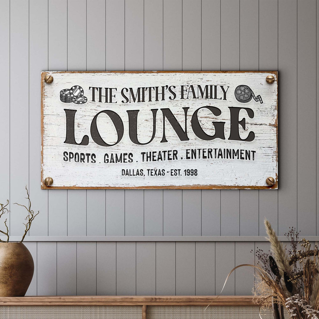 Family Entertainment Lounge Sign