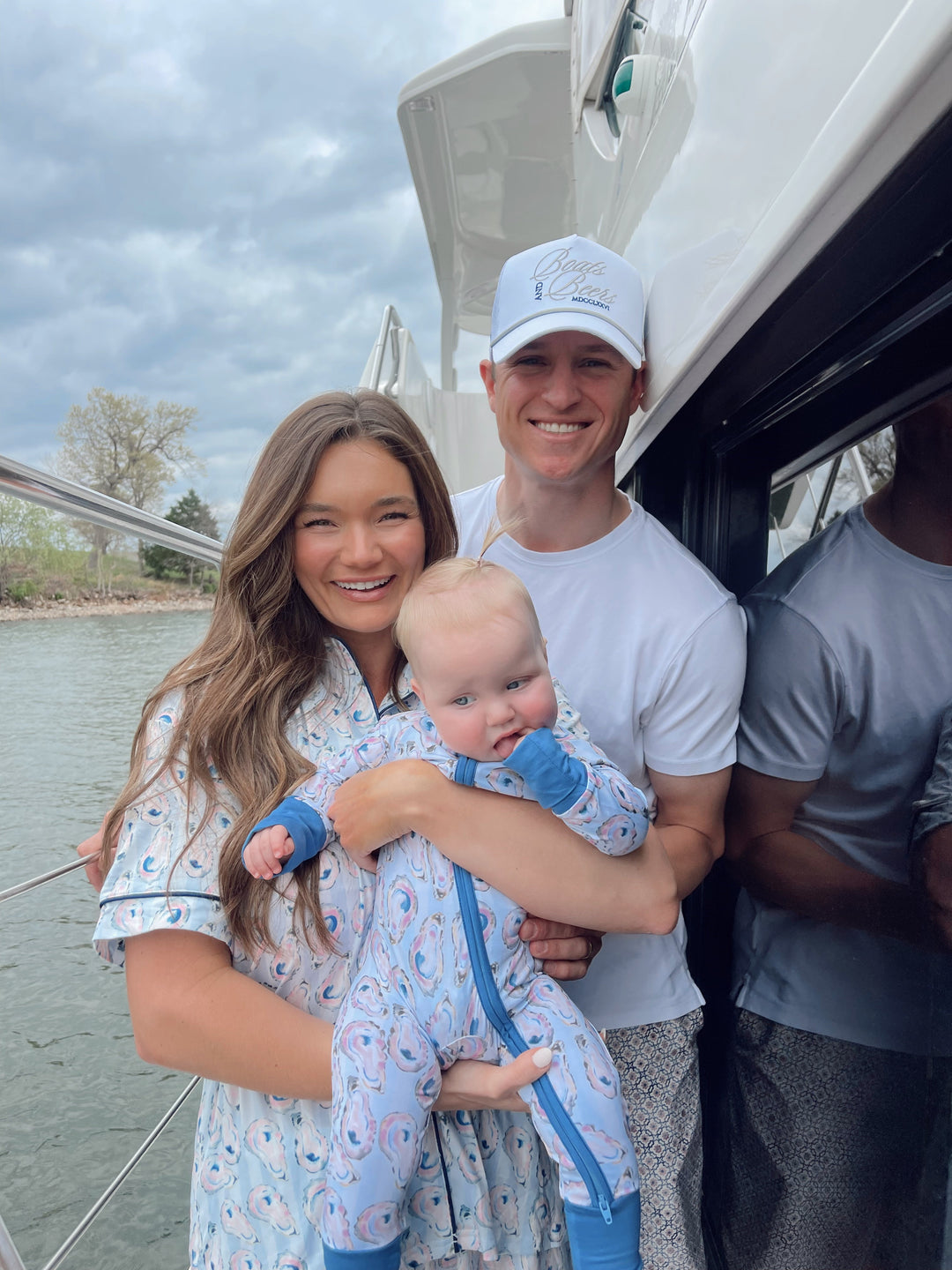 Blue Oysters - Bamboo Sleeper