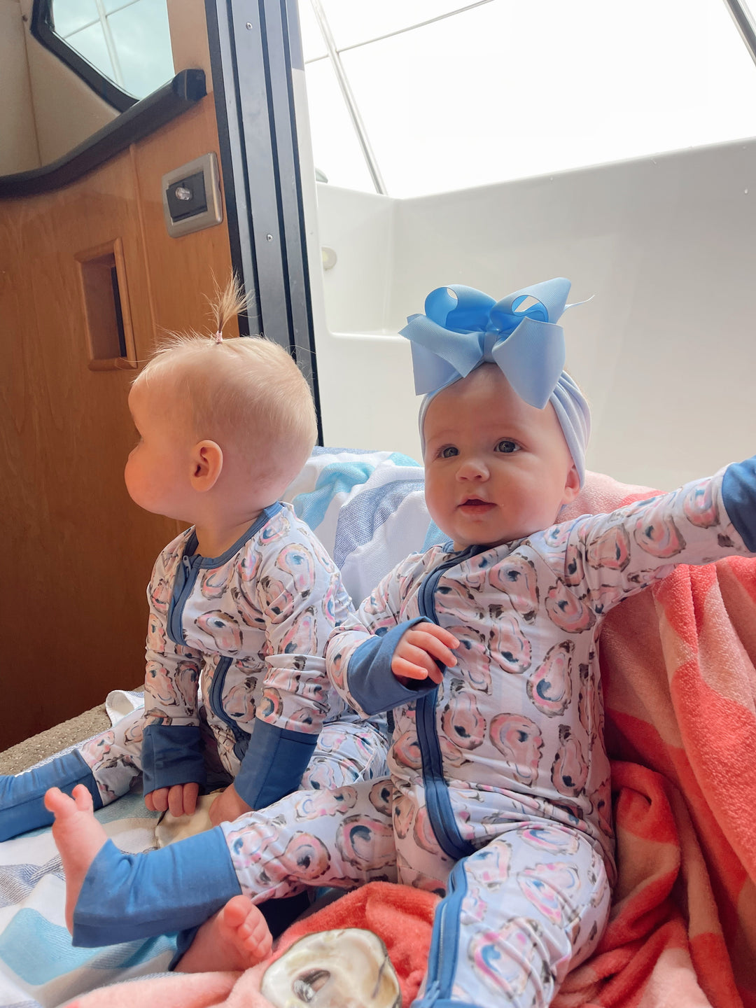 Blue Oysters - Bamboo Sleeper