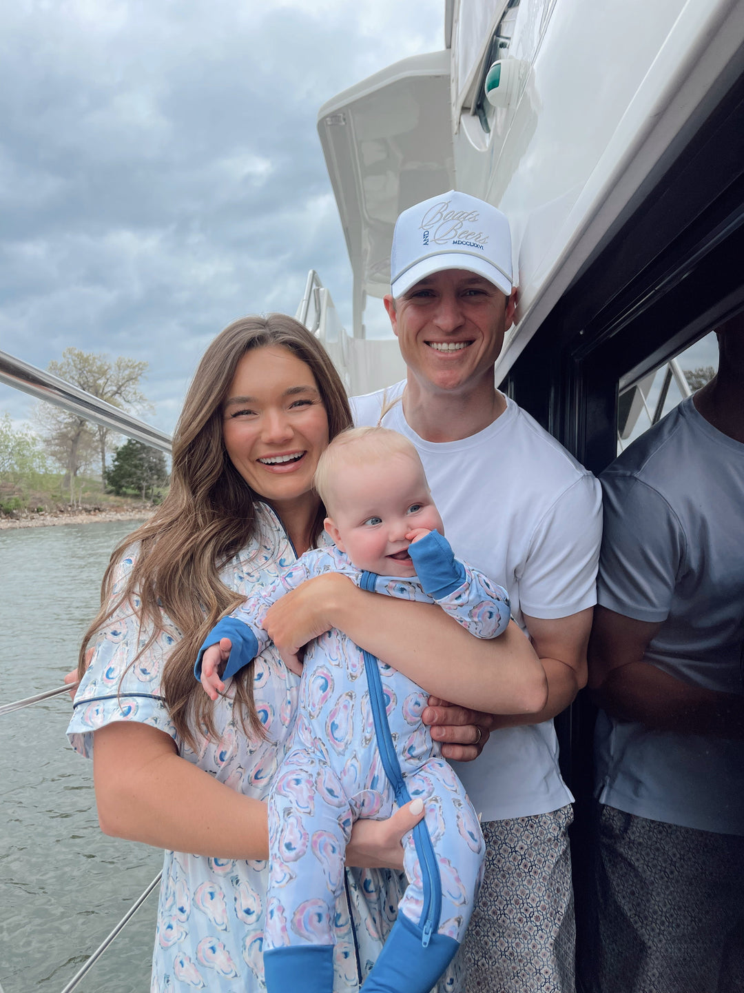 Blue Oysters - Bamboo Sleeper