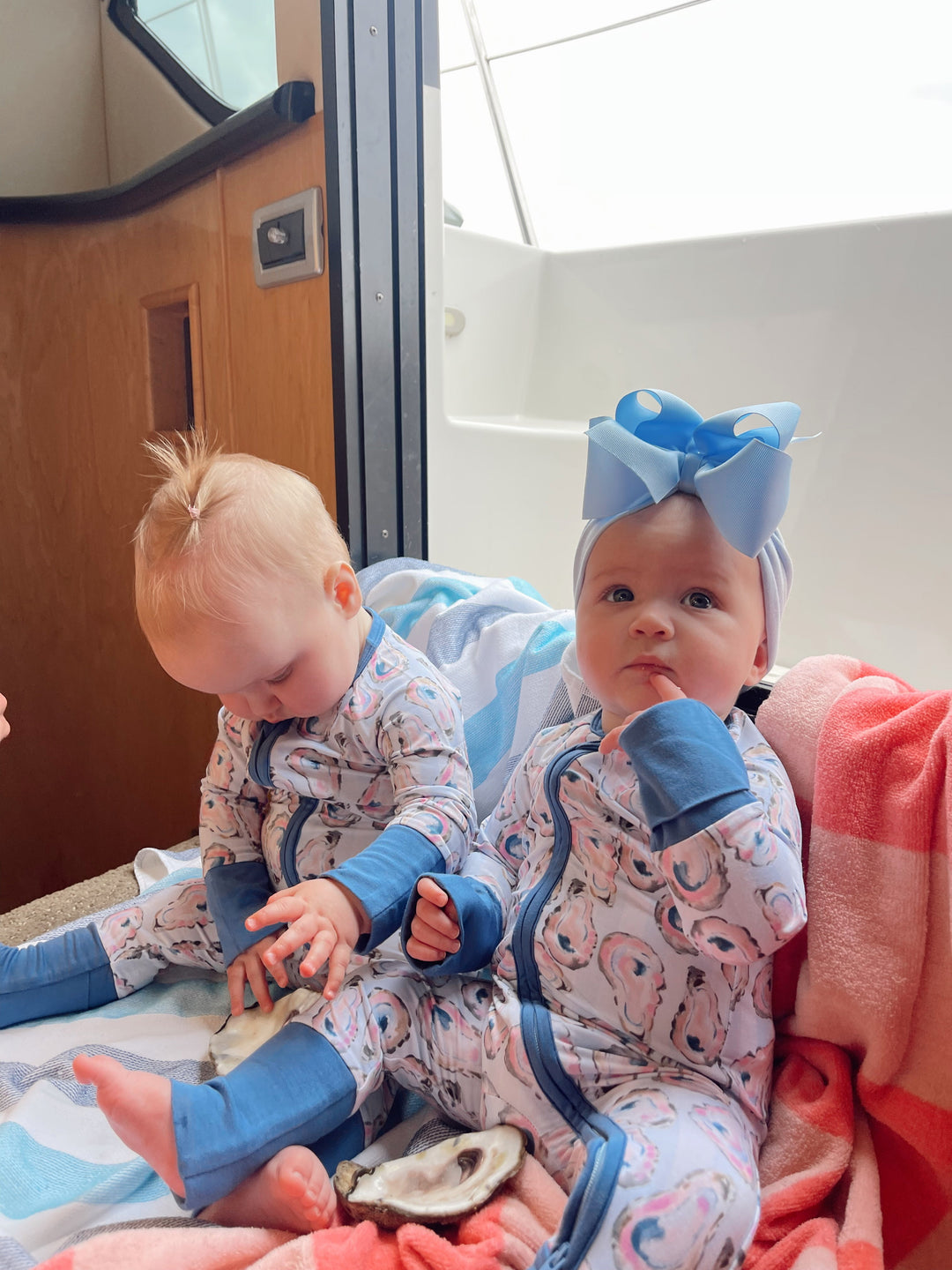 Blue Oysters - Bamboo Sleeper