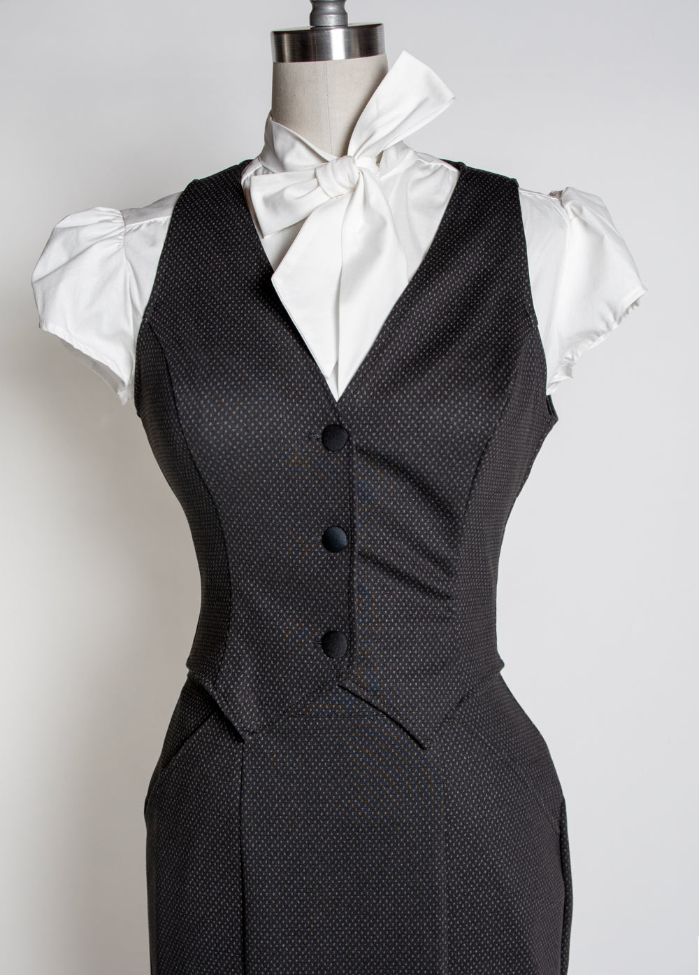 Veronica Vest - Black & Grey Pindot