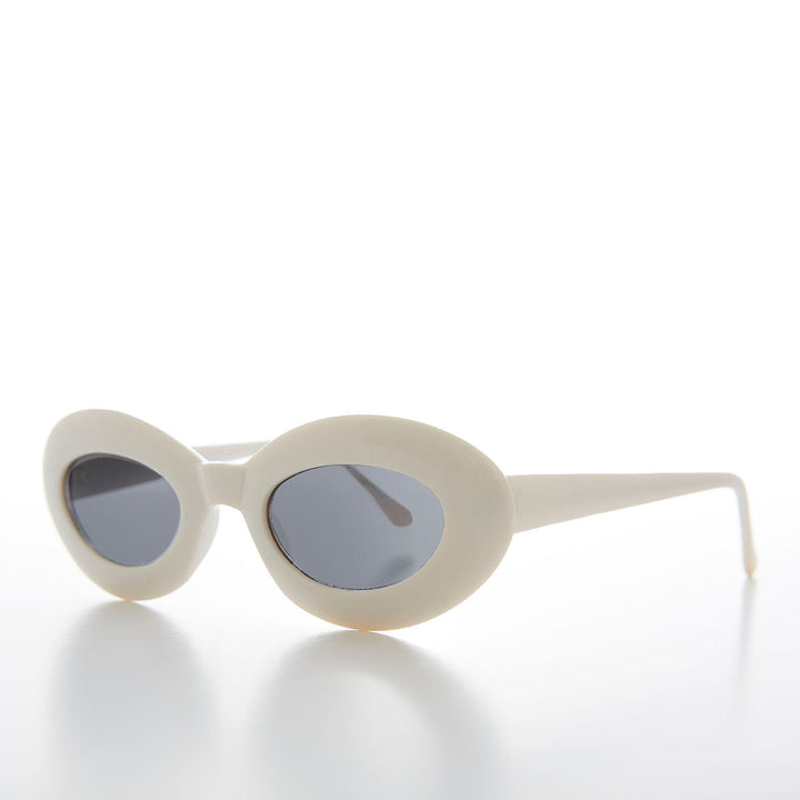 Chunky Retro 60s Cat Eye Vintage Sunglass - Zana