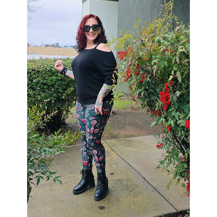 A Gothic Yule Semi-Exclusive Leggings - High-quality Handcrafted Vibrant