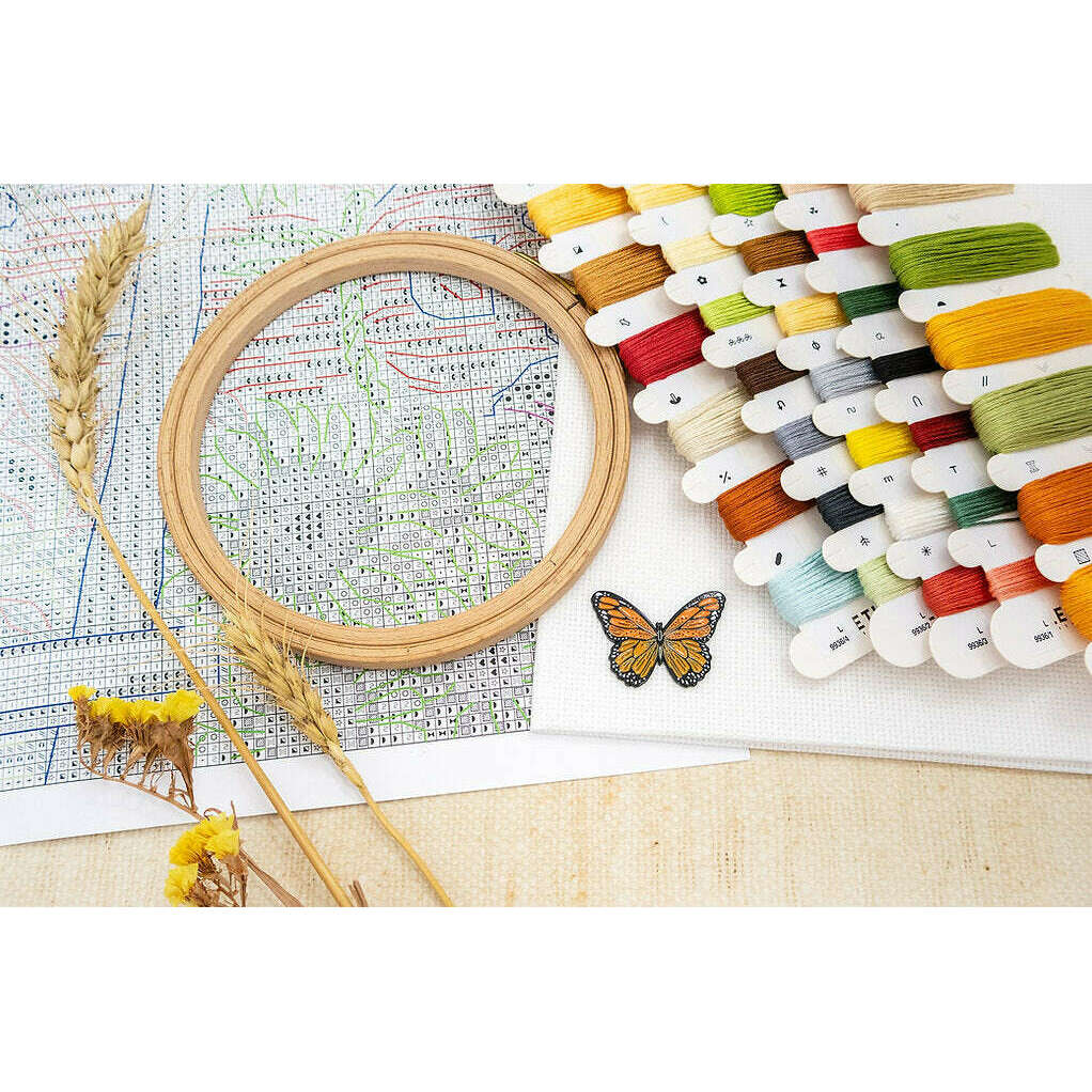 Autumn Farm L9936 Counted Cross Stitch Kit