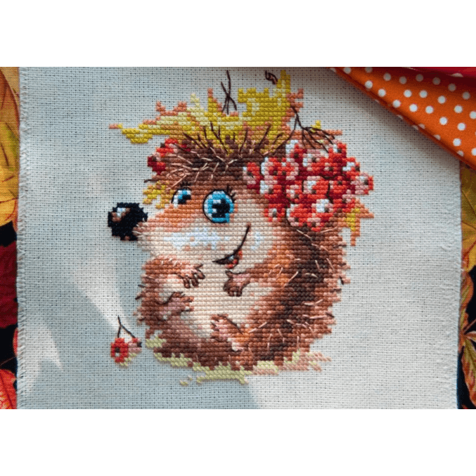 Autumn Hedgehog 0-75 Counted Cross-Stitch Kit