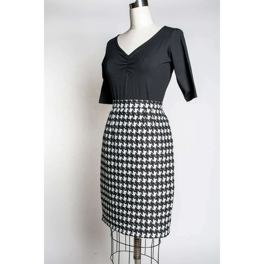 Basic Pencil Skirt- Houndstooth