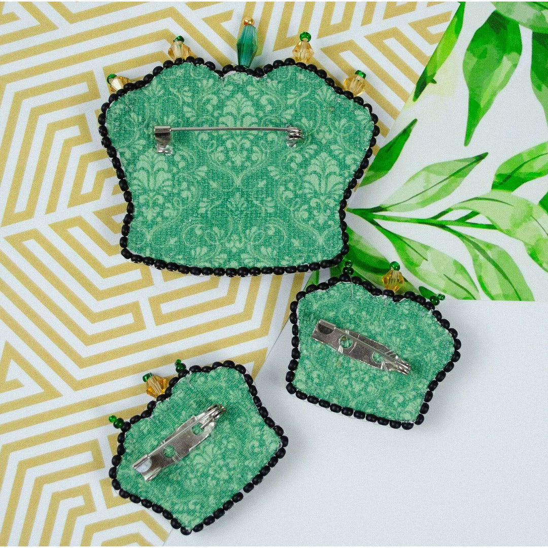 Bead Embroidery Decoration Kit  - Symbol of the monarch AD-229