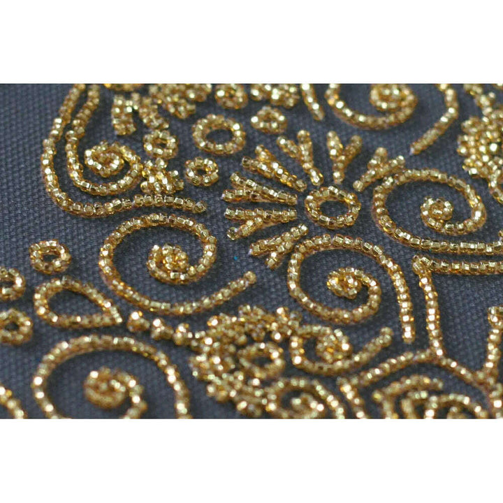 Bead Embroidery Kit - Bee in clover AB-831