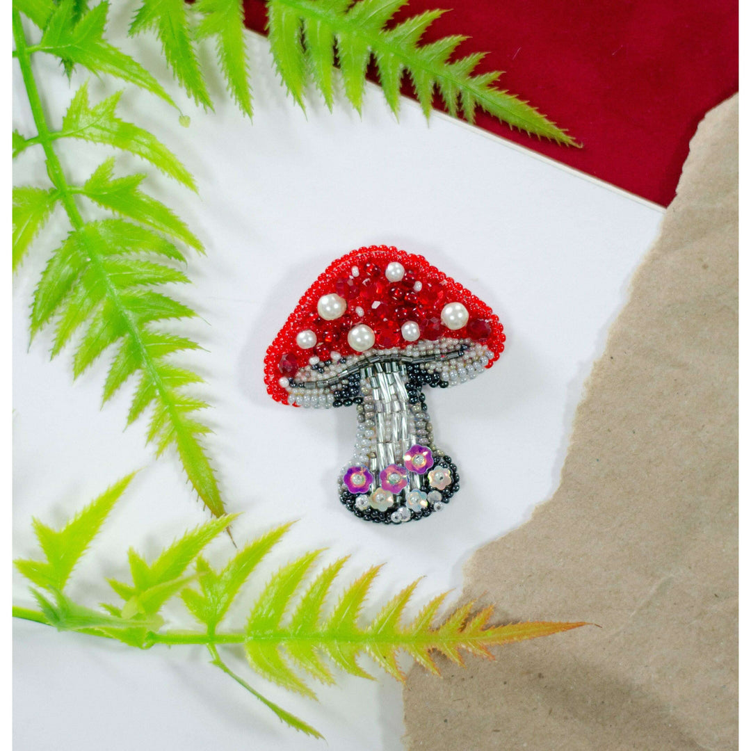 Bead Embroidery kit - Decoration - Forbidden Beauty AD-241