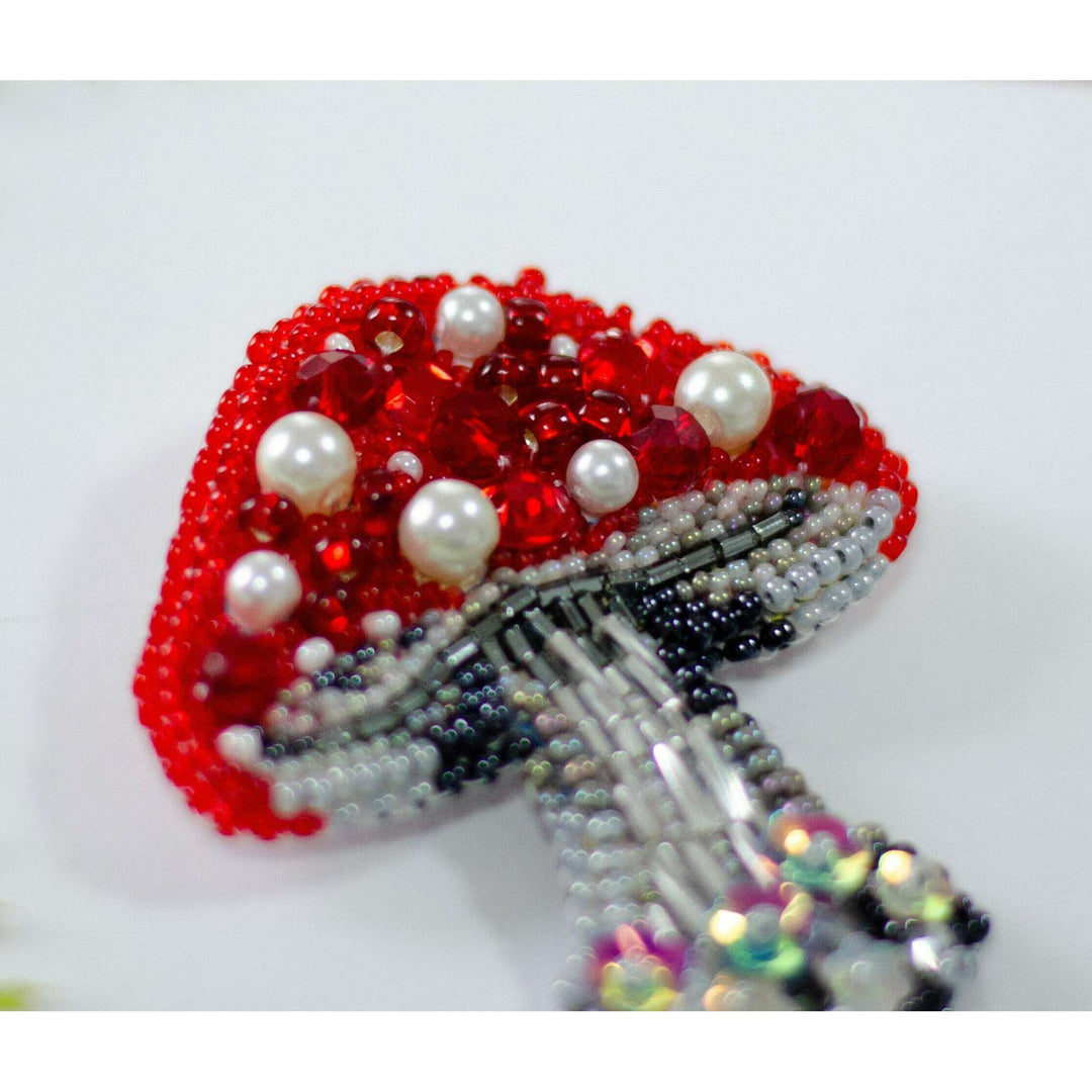 Bead Embroidery kit - Decoration - Forbidden Beauty AD-241