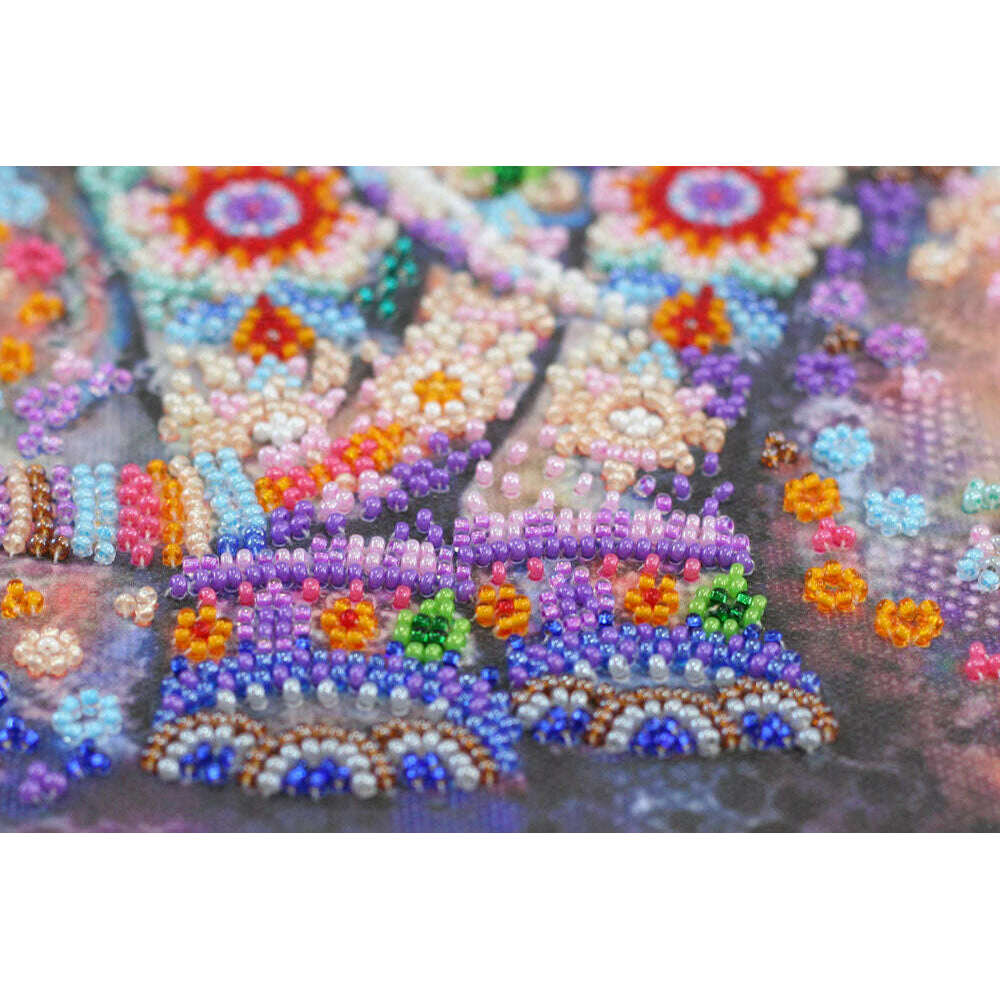 Bead Embroidery Kit - Miracle of India AB-587