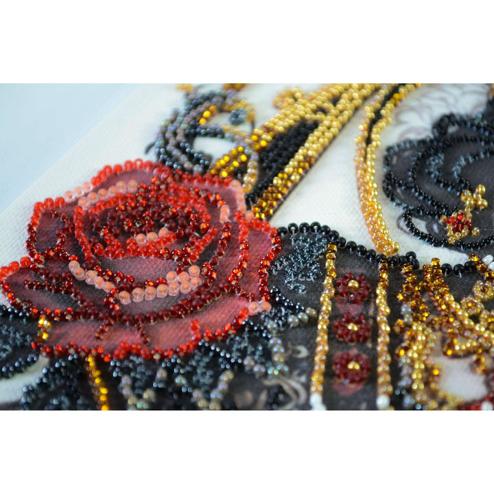 Bead Embroidery Kit - Queen of hearts AB-940