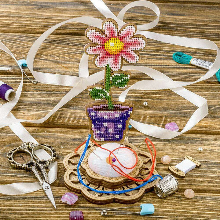 Bead embroidery kit on wood FLK-280