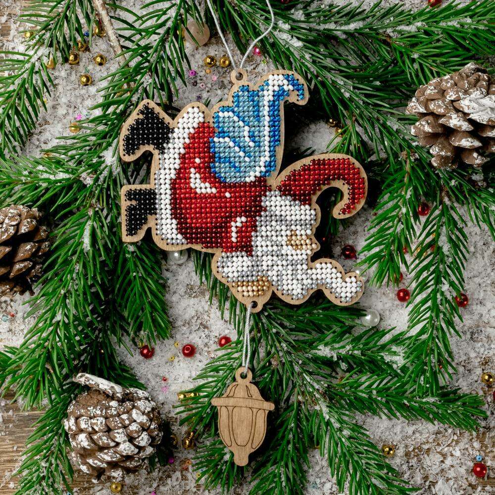 Bead embroidery kit on wood FLK-455