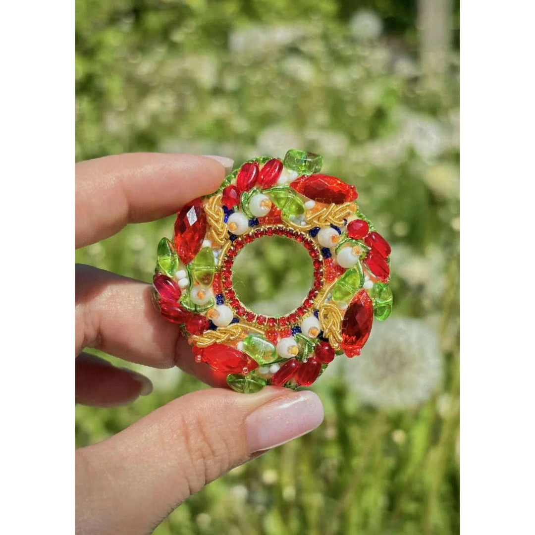 Beadwork kit for creating brooch Crystal Art Summer wreath BP-367C