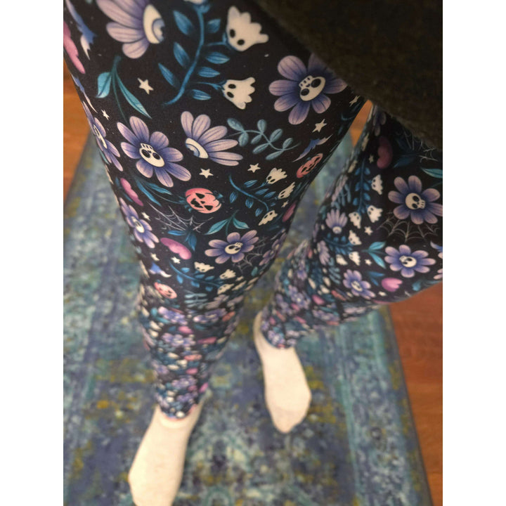 Bloom and Gloom Semi-Exclusive Leggings - High-quality Handcrafted Vibrant Spring Spooky