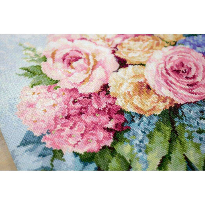 Bouquet B2371L Counted Cross-Stitch Kit