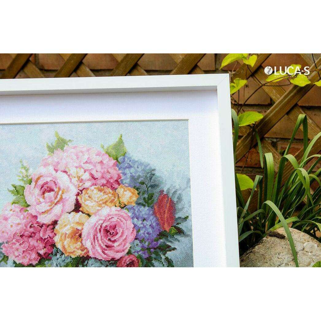 Bouquet B2371L Counted Cross-Stitch Kit