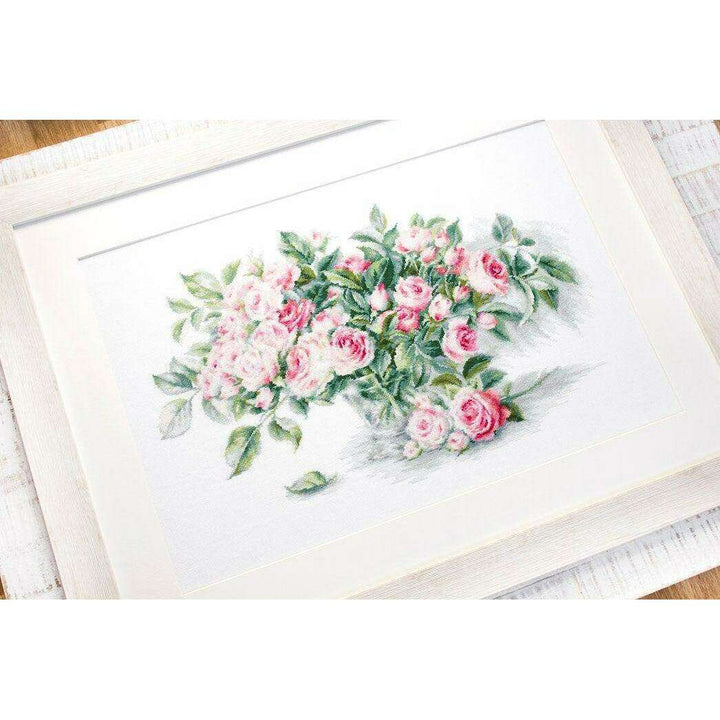 Bouquet of Pink Roses BL22866L Counted Cross-Stitch Kit