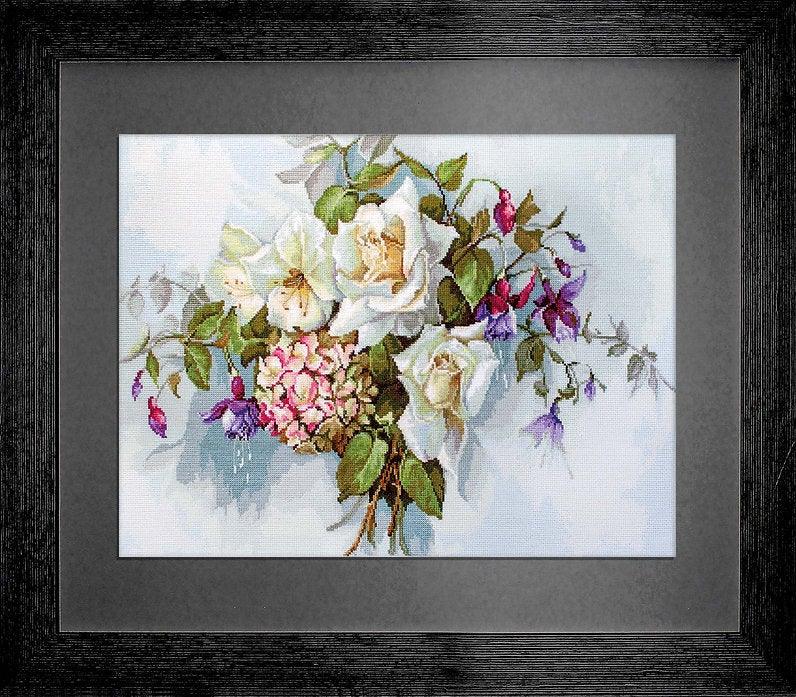 Bouquet with Roses BA2363L Counted Cross-Stitch Kit