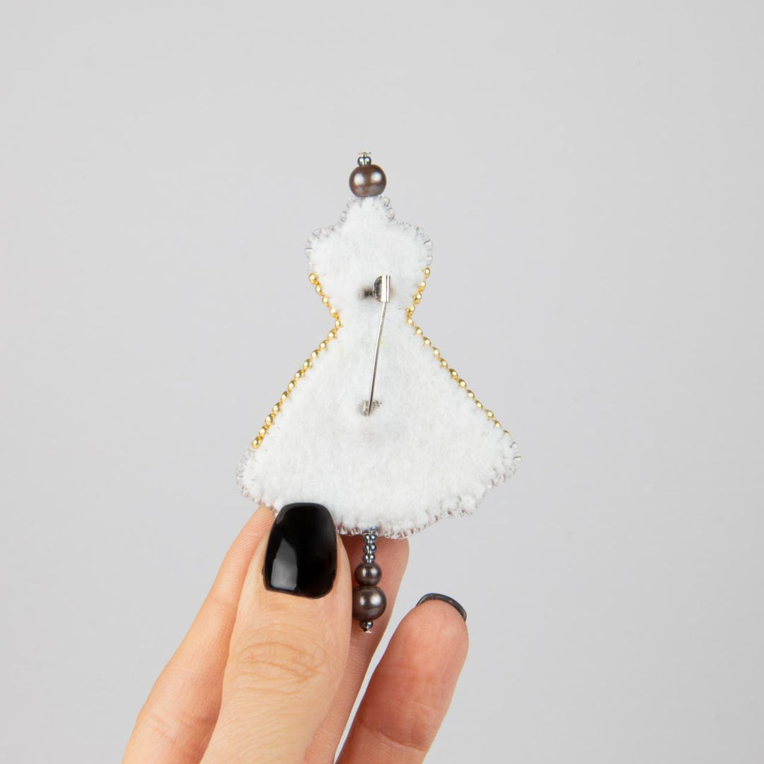 BP-322C Beadwork kit for creating brooch Crystal Art "Dress"