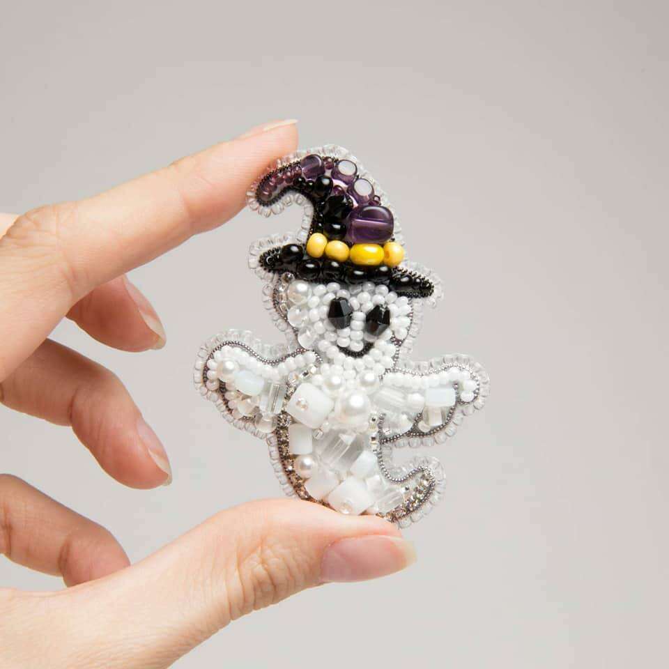 BP-333C Beadwork kit for creating brooch Crystal Art "Ghost"