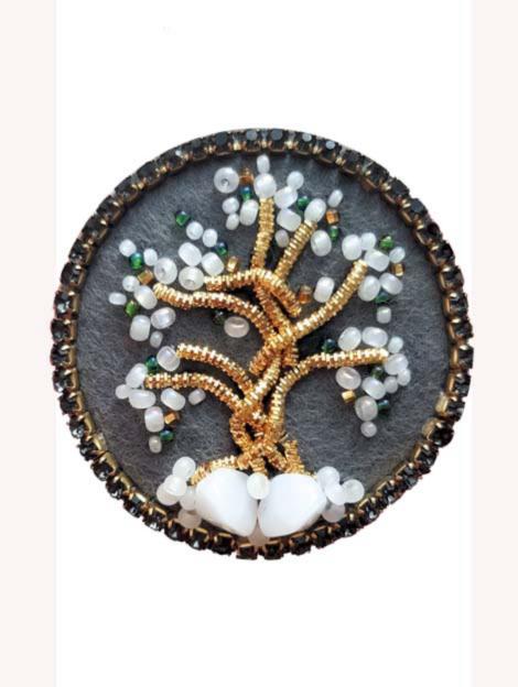 Beadwork kit for creating brooch Crystal Art Tree of happiness BP-371C