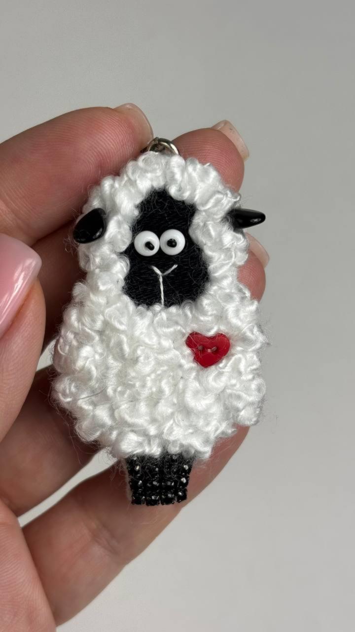 Set for making a brooch-keychain Crystal Art Sheep BP-376C