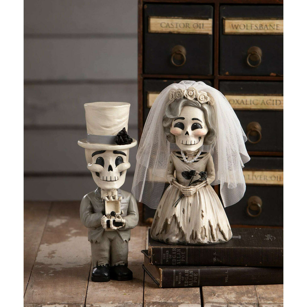 Bride Evangeline Skelly by Bethany Lowe Designs, image 4