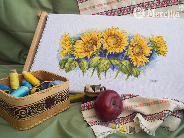 Bright Sunflowers K-125 Counted Cross-Stitch Kit