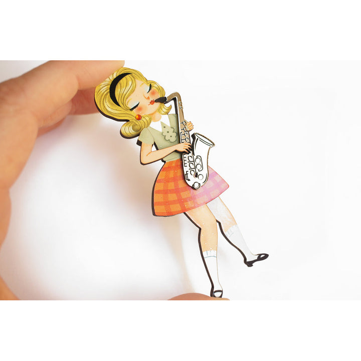 Girl playing the Saxophone Brooch by Laliblue 3