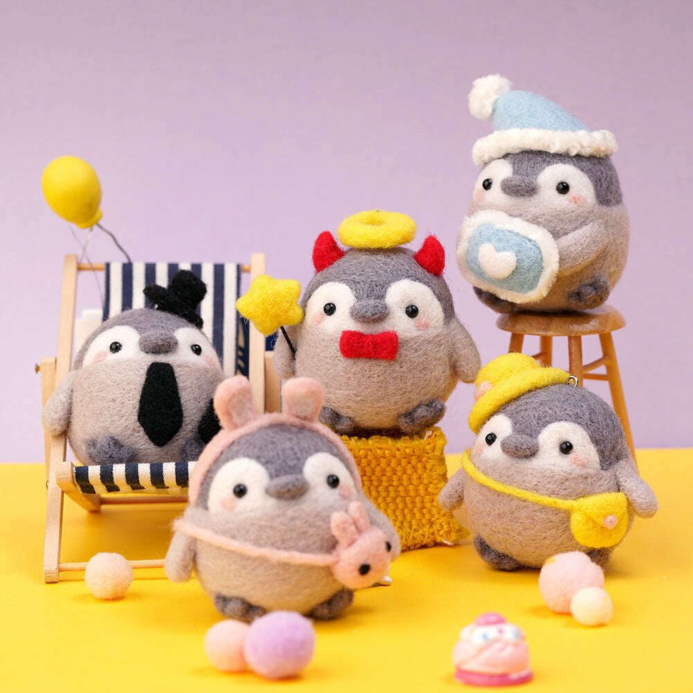 Business Penguin Needle Felting Kit. Wizardi DIY Wool Craft Kit F07N8-W111