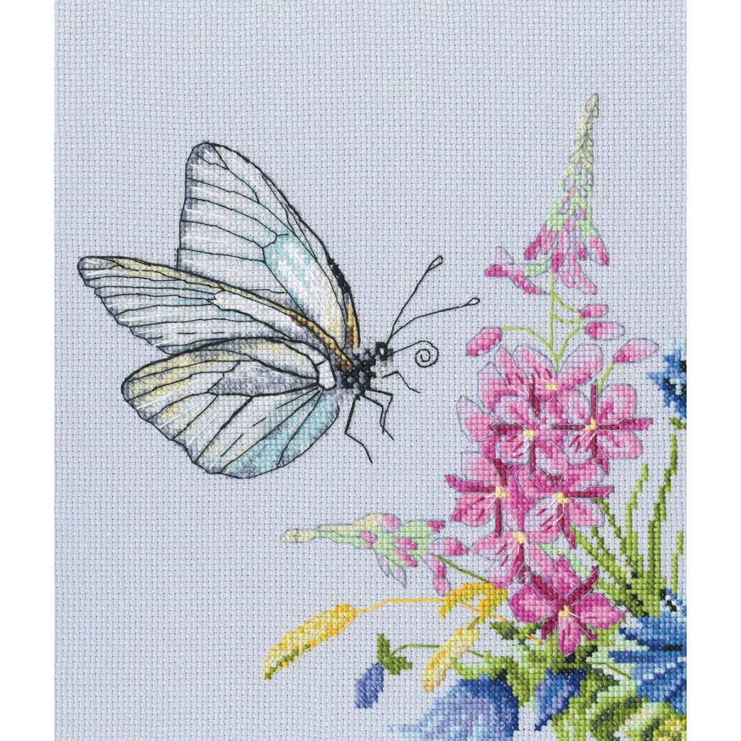 Cabbage butterfly M759 Counted Cross Stitch Kit